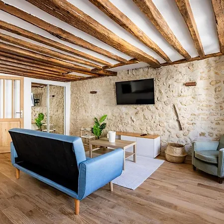 Typical Parisian Flat - Le Marais - Musee Picasso